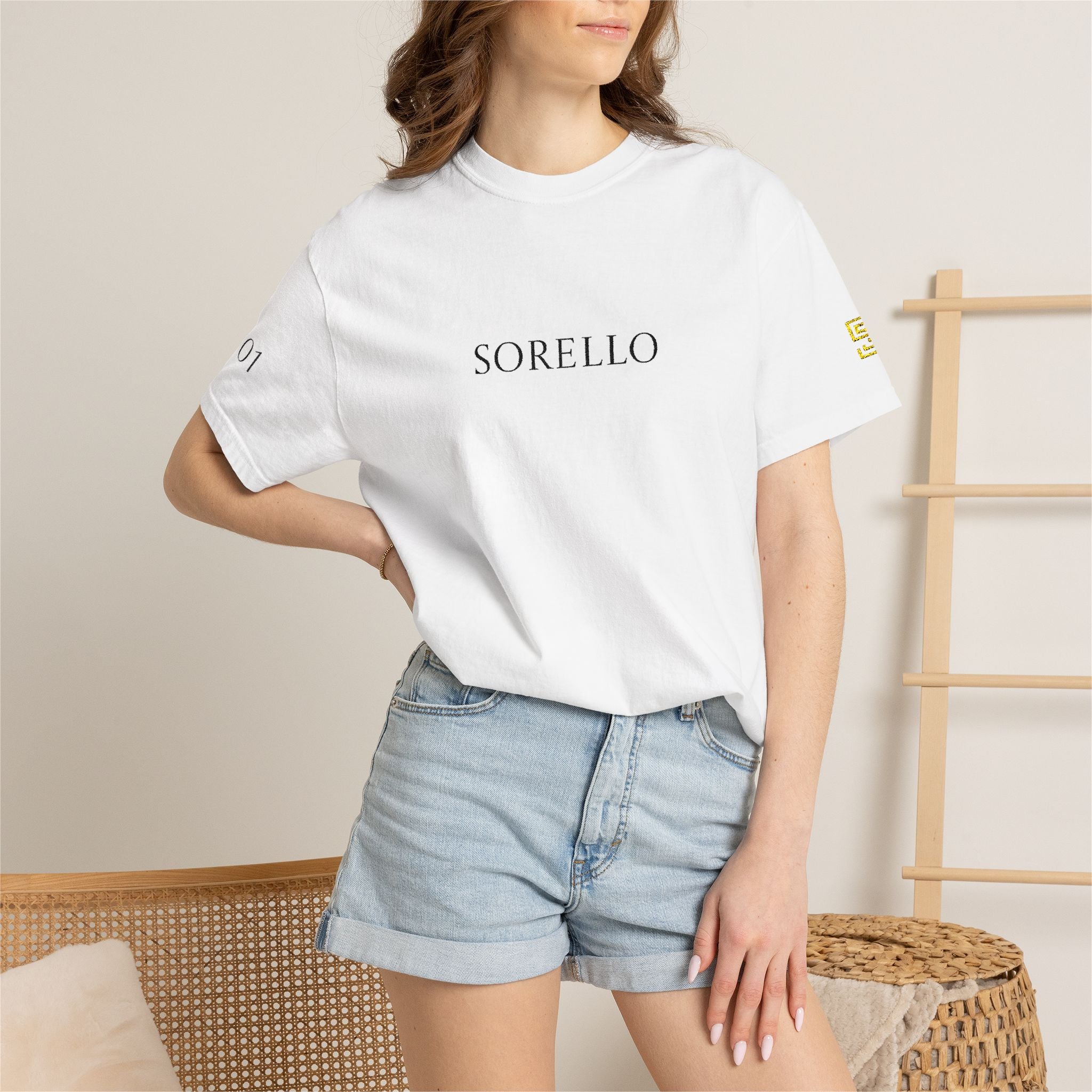 WHITE EMBROIDERED SORELLO T-SHIRT